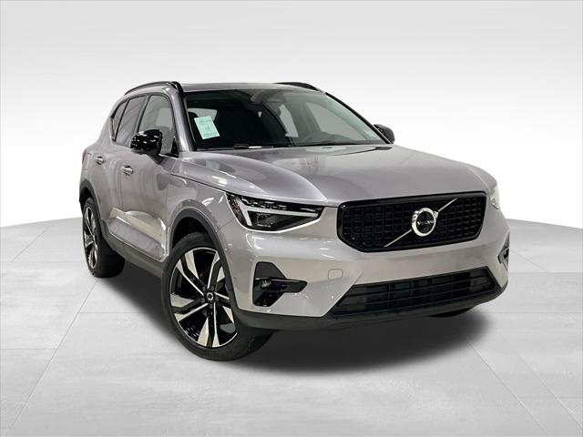 2026 Volvo XC40 Ultra, B5 AWD Gas (mild hybrid), Dark for sale in Des Moines, IA