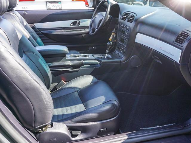 2003 Ford Thunderbird Base