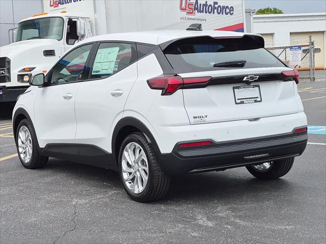 2027 Chevrolet Bolt LT FWD
