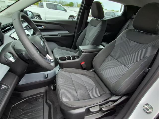 2027 Chevrolet Bolt LT FWD