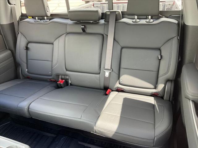 2026 GMC Sierra 2500HD Crew Cab, Standard Bed, SLT, 4WD