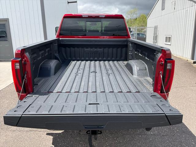 2026 GMC Sierra 2500HD Crew Cab, Standard Bed, SLT, 4WD