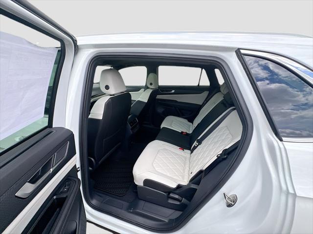 2026 Volkswagen Atlas Cross Sport SEL Premium R-Line