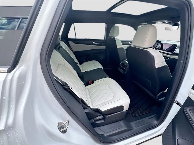 2026 Volkswagen Atlas Cross Sport SEL Premium R-Line