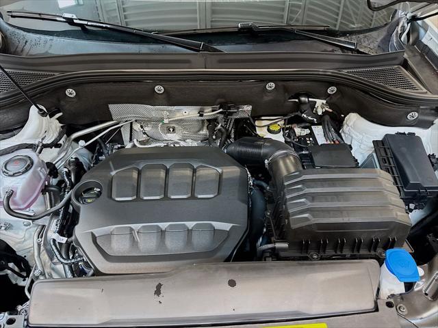 2026 Volkswagen Atlas Cross Sport SEL Premium R-Line
