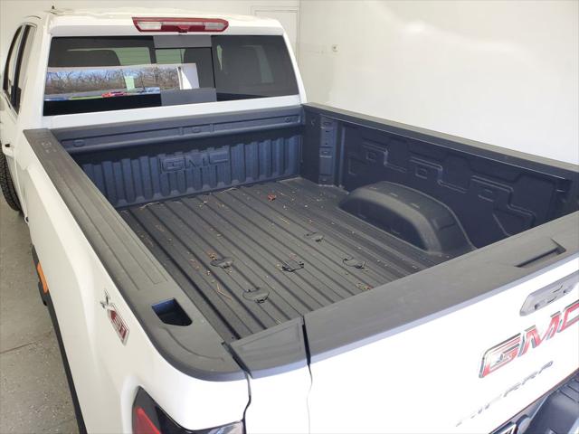 2026 GMC Sierra 2500HD Double Cab, Standard Bed, SLE, RWD