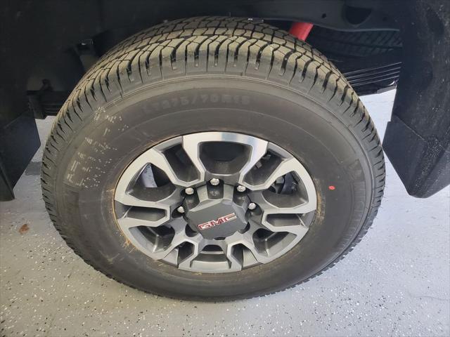 2026 GMC Sierra 2500HD Double Cab, Standard Bed, SLE, RWD