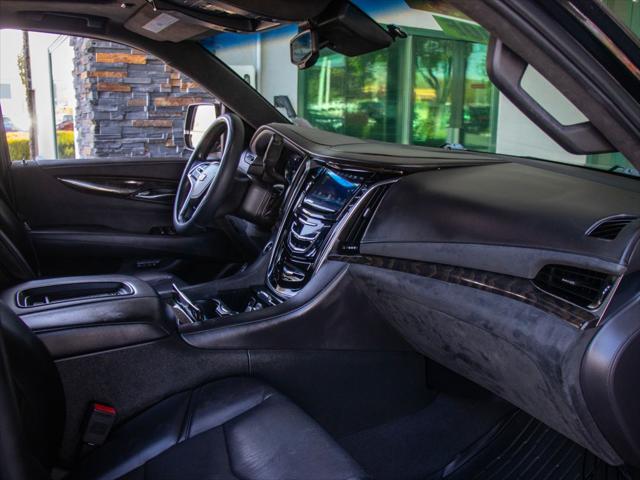 2016 Cadillac Escalade Platinum