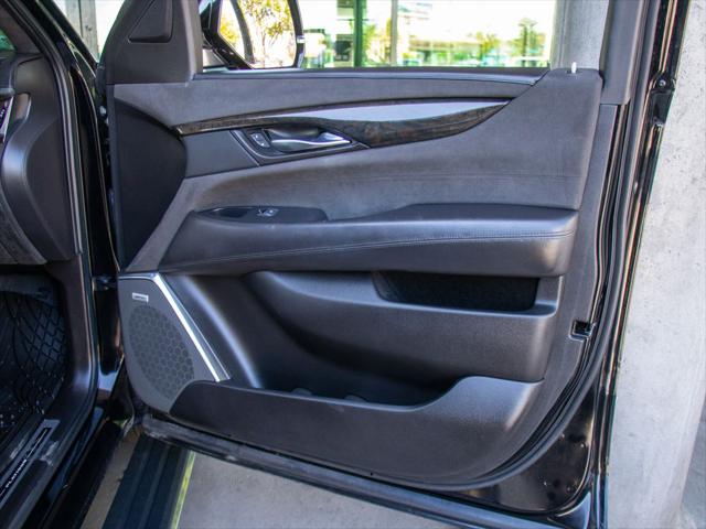 2016 Cadillac Escalade Platinum
