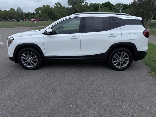 2024 GMC Terrain FWD SLT