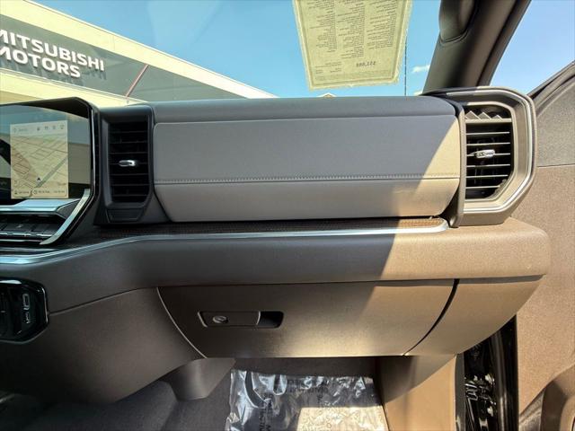 2026 Chevrolet Silverado 1500 4WD Crew Cab Short Bed RST