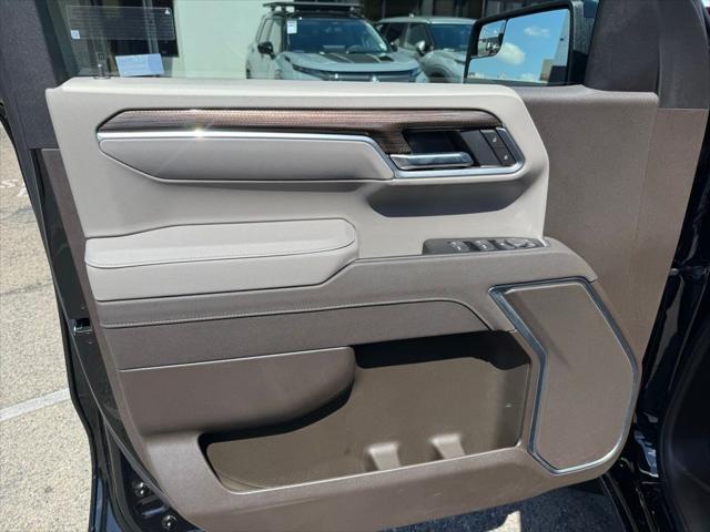 2026 Chevrolet Silverado 1500 4WD Crew Cab Short Bed RST