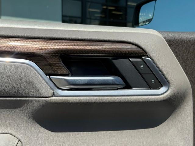 2026 Chevrolet Silverado 1500 4WD Crew Cab Short Bed RST
