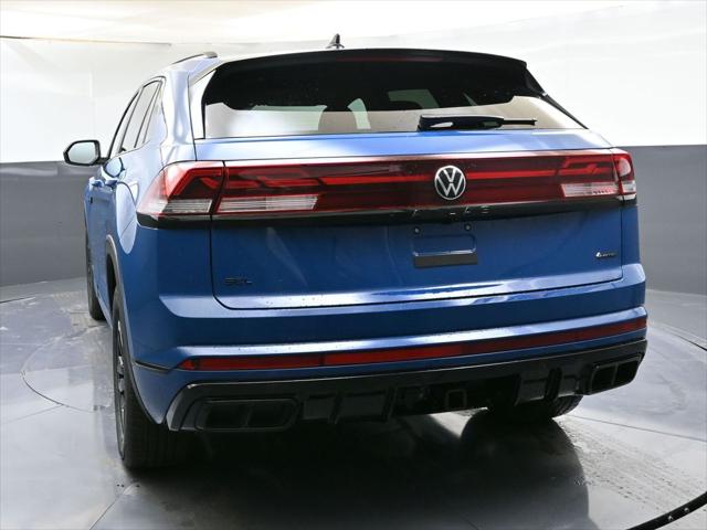 2025 Volkswagen Atlas Cross Sport 2.0T SEL R-Line Black