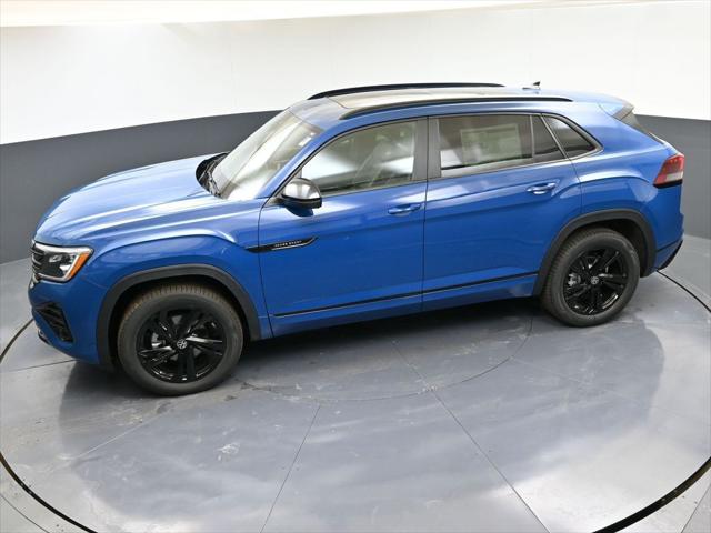 2025 Volkswagen Atlas Cross Sport 2.0T SEL R-Line Black