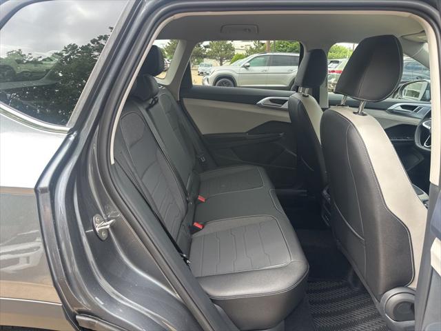 2026 Volkswagen Taos SE