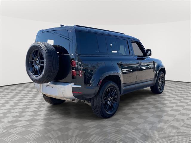 2025 Land Rover Defender 110 P300