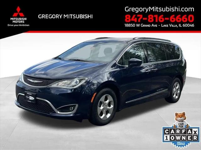 2017 Chrysler Pacifica Touring-L Plus for sale in Lake Villa, IL