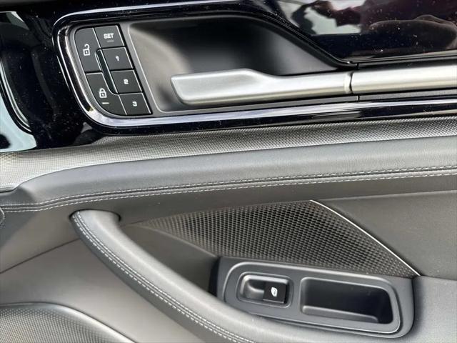 2026 Porsche Panamera E-Hybrid 4