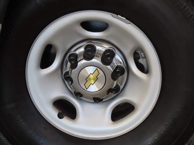 2024 Chevrolet Express Passenger RWD 3500 Extended Wheelbase LT