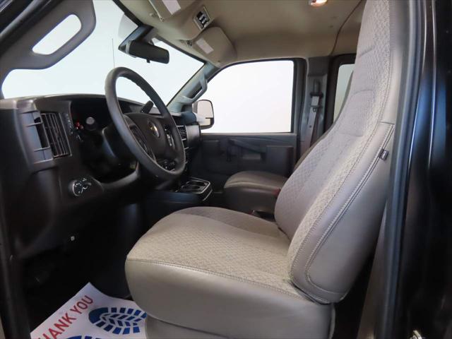 2024 Chevrolet Express Passenger RWD 3500 Extended Wheelbase LT