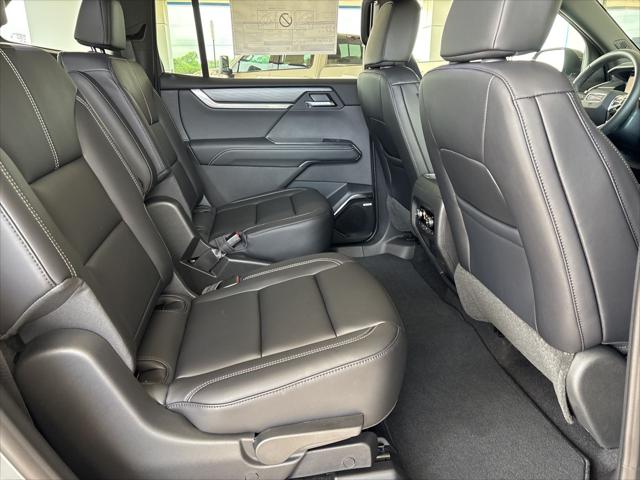 2026 GMC Acadia Elevation FWD