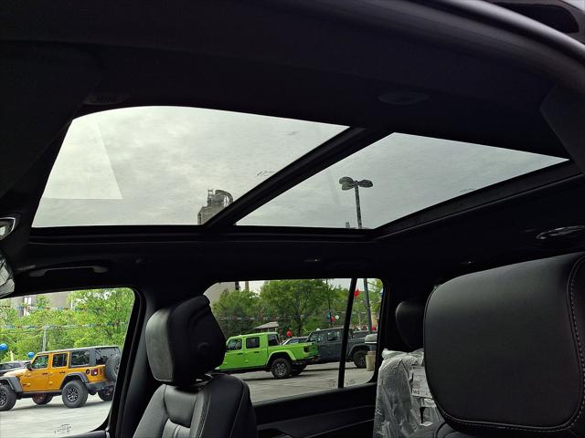 2026 Jeep Grand Wagoneer Limited Altitude 4x4