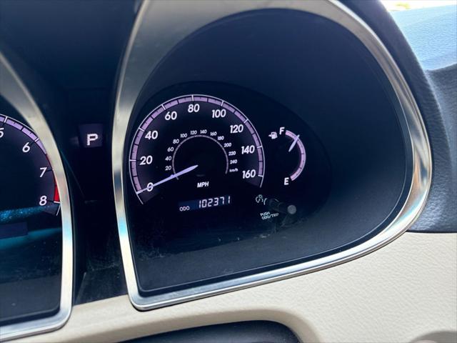 2011 Toyota Avalon Base