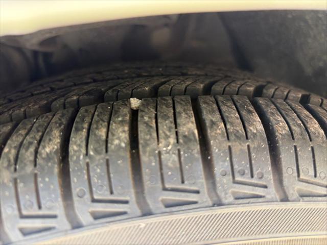 2011 Toyota Avalon Base