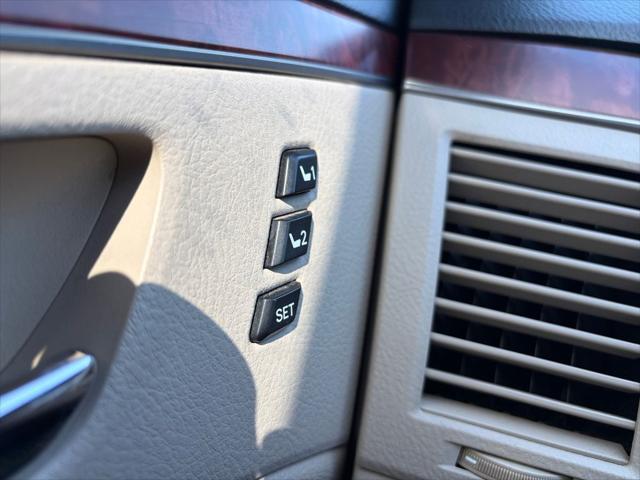2011 Toyota Avalon Base