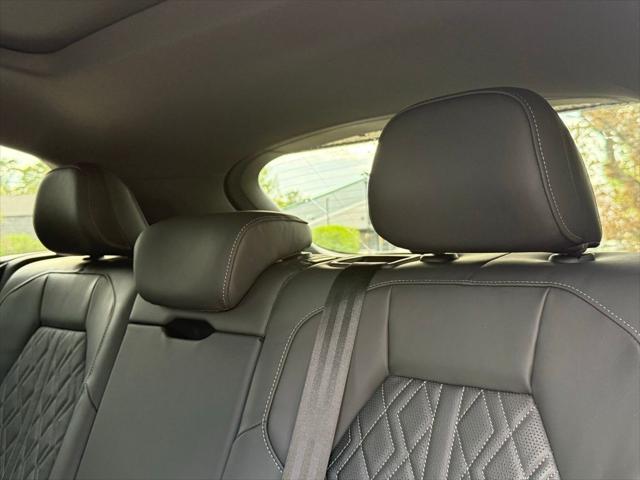 2026 Audi SQ5 Premium Plus TFSI quattro S tronic