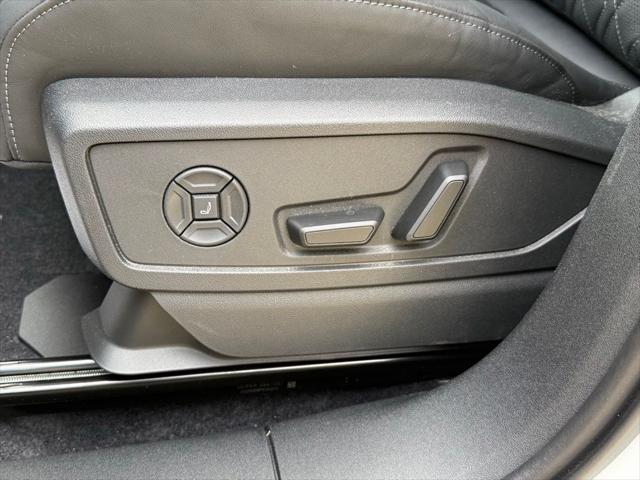 2026 Audi SQ5 Premium Plus TFSI quattro S tronic