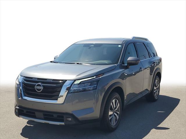 2022 Nissan Pathfinder SL 4WD