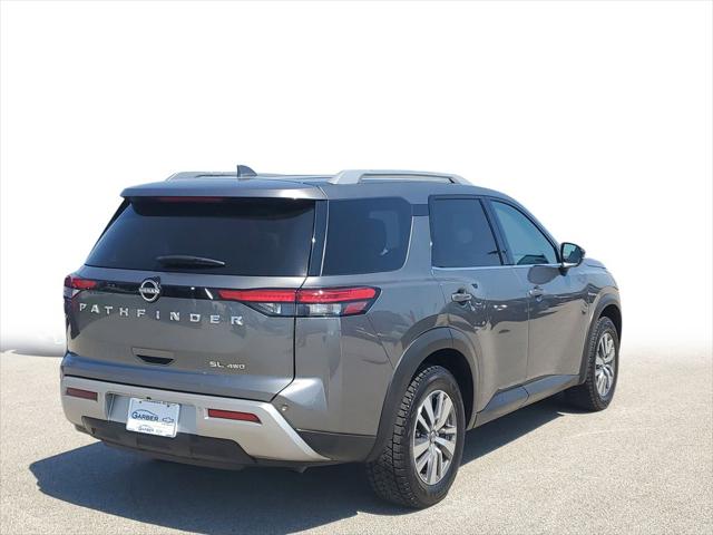 2022 Nissan Pathfinder SL 4WD