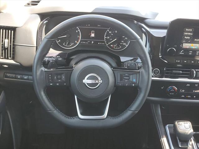 2022 Nissan Pathfinder SL 4WD