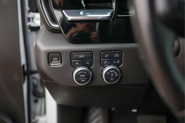 2022 GMC Sierra 1500 4WD Crew Cab Short Box SLT