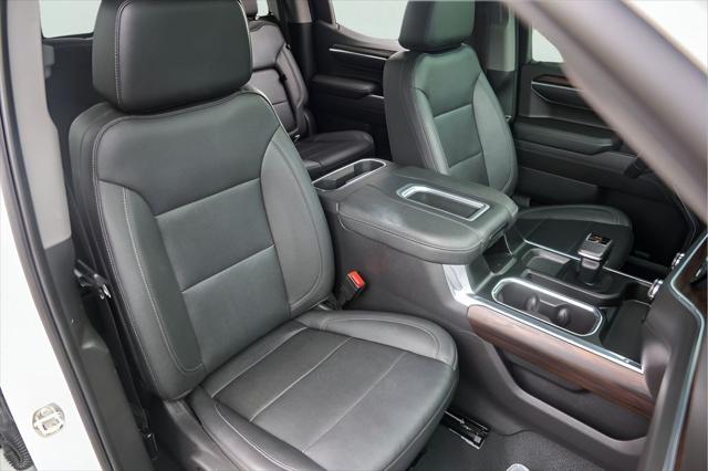 2022 GMC Sierra 1500 4WD Crew Cab Short Box SLT