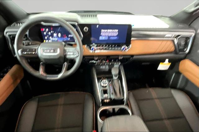 2026 GMC Canyon AT4, 4WD