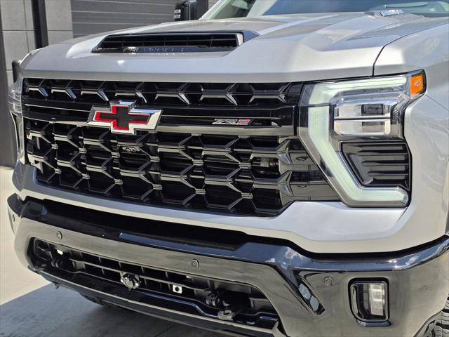 2025 Chevrolet Silverado 2500HD 4WD Crew Cab Standard Bed ZR2