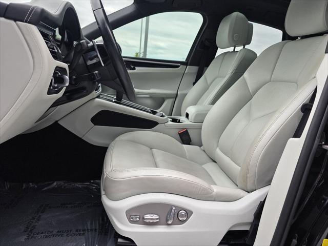 2023 Porsche Macan S