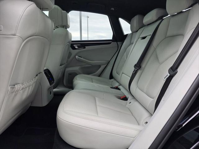 2023 Porsche Macan S