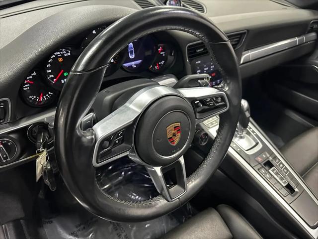 2019 Porsche 911 Carrera
