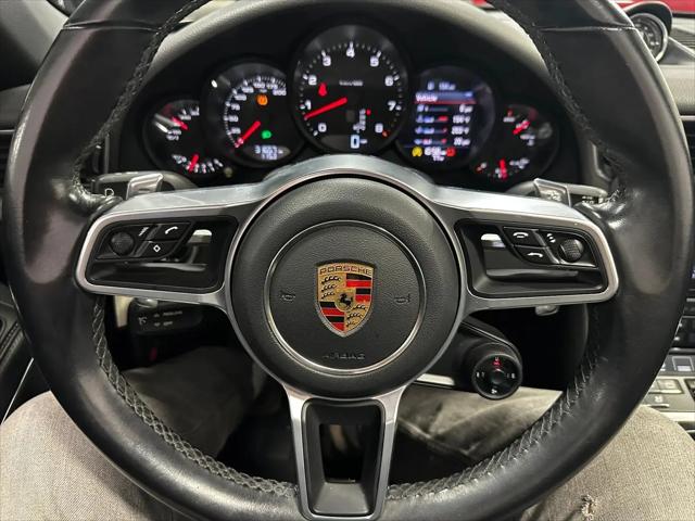 2019 Porsche 911 Carrera