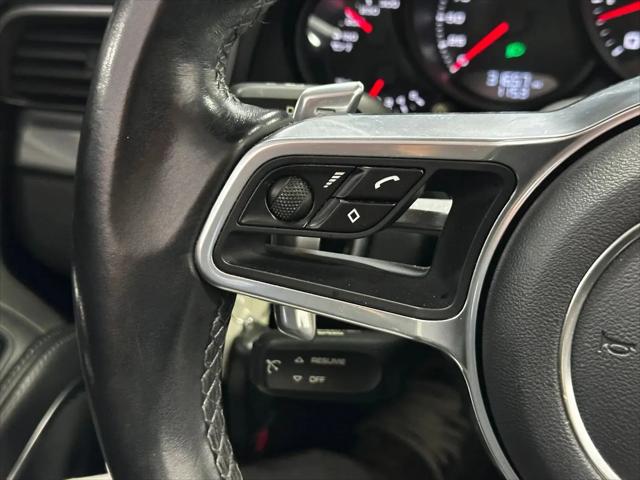 2019 Porsche 911 Carrera
