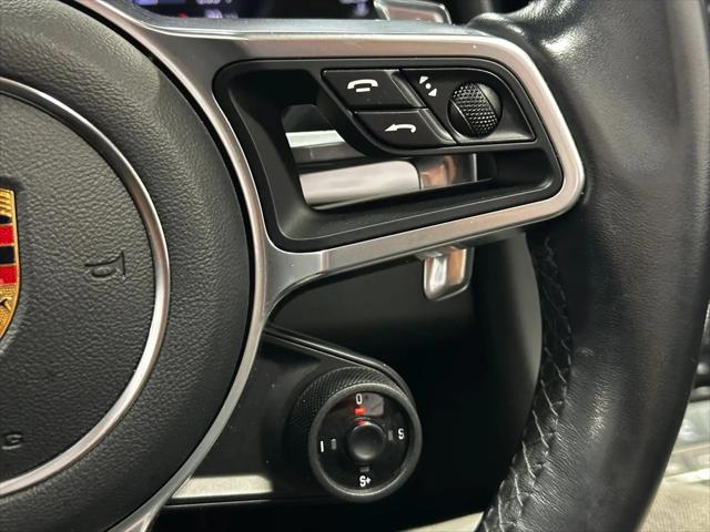 2019 Porsche 911 Carrera