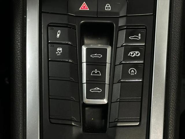 2019 Porsche 911 Carrera