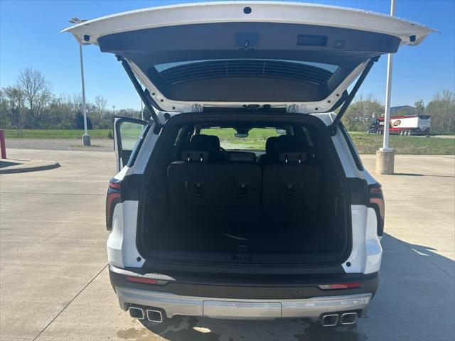 2026 Chevrolet Traverse AWD LT