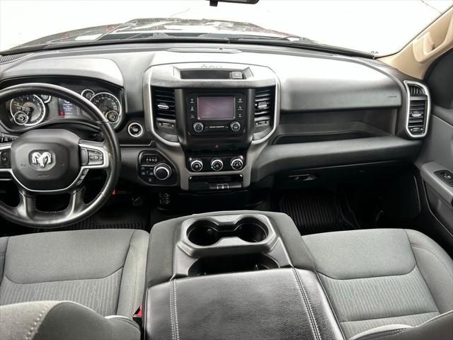 2020 Ram 1500 Big Horn Crew Cab 4x4 5'7" Box