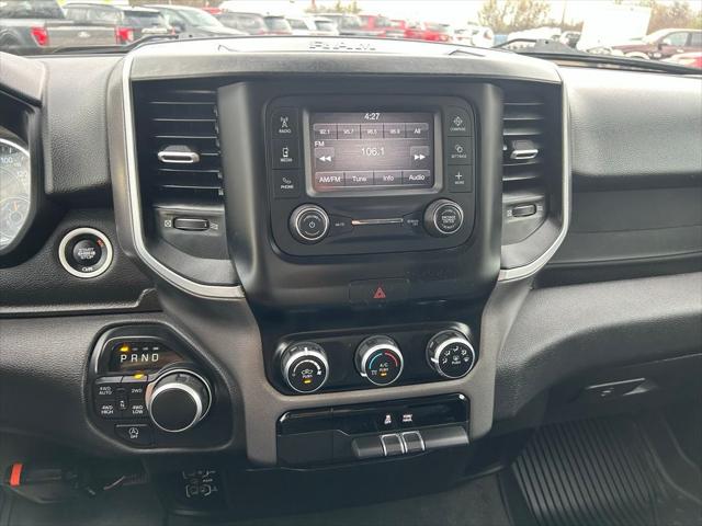 2020 Ram 1500 Big Horn Crew Cab 4x4 5'7" Box
