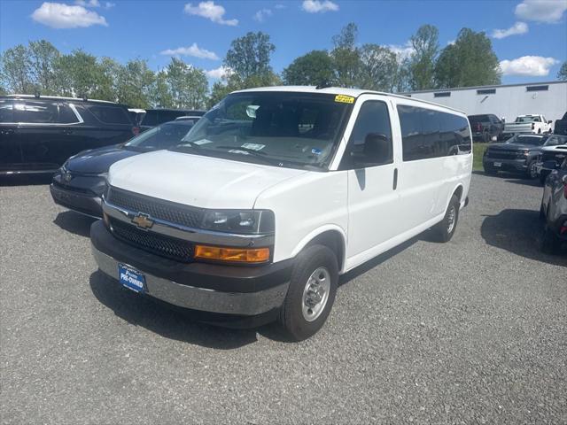 2024 Chevrolet Express Passenger RWD 3500 Extended Wheelbase LT